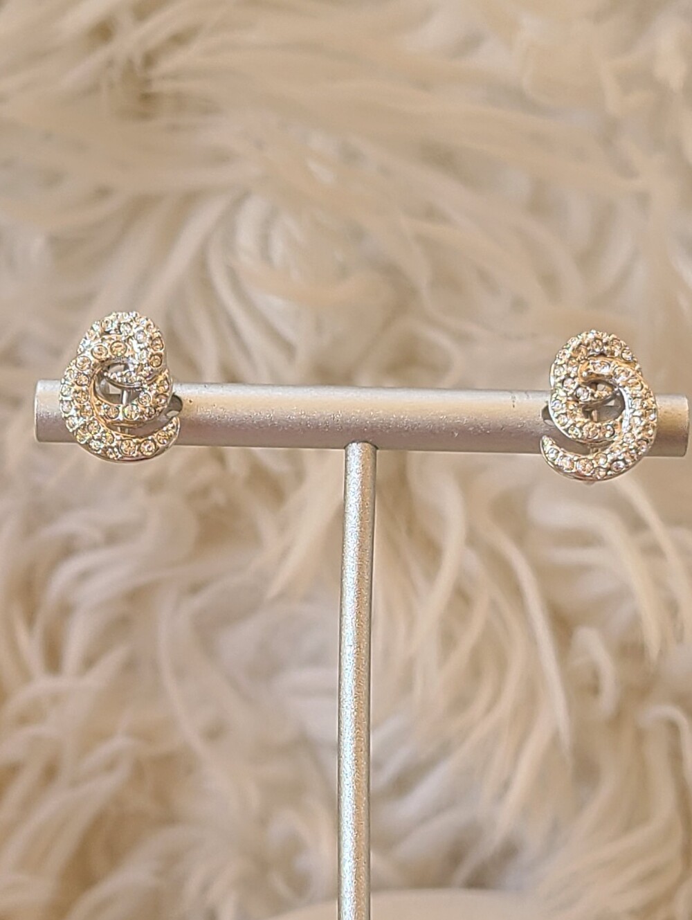 Swarovski Crystal Spiral Clip-on Earrings in Silver Tone-Excellent Vintage Condi